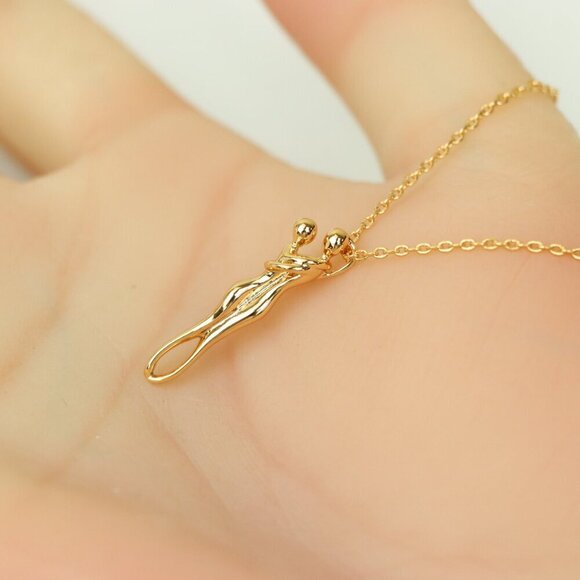 "Romantic Rose Gold Hug Pendant Necklace for Everyday Elegance, XPNL0199 - Picture 5 of 12